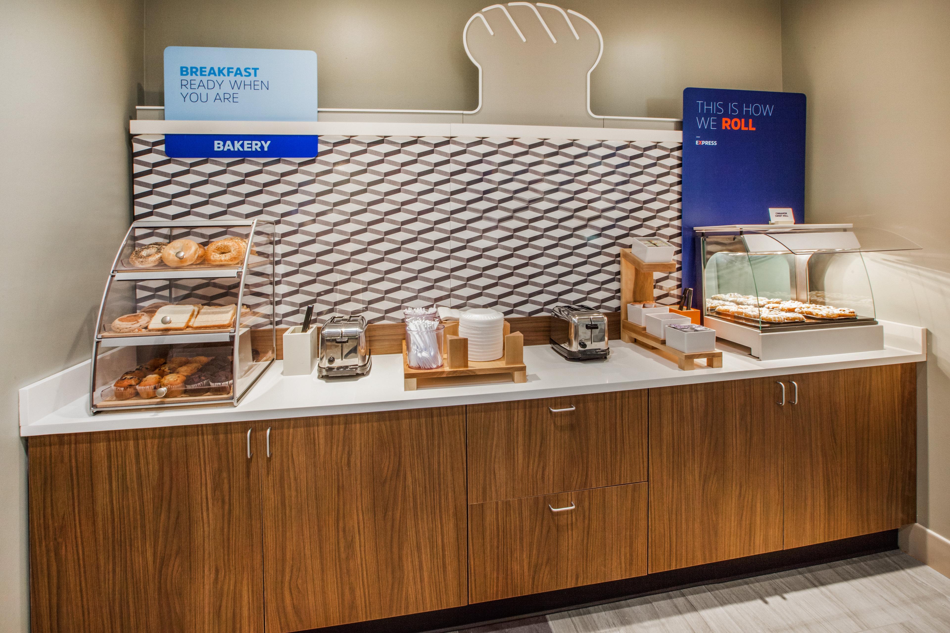 Holiday Inn Express & Suites - Cincinnati Ne - Red Bank Road By Ihg Esterno foto